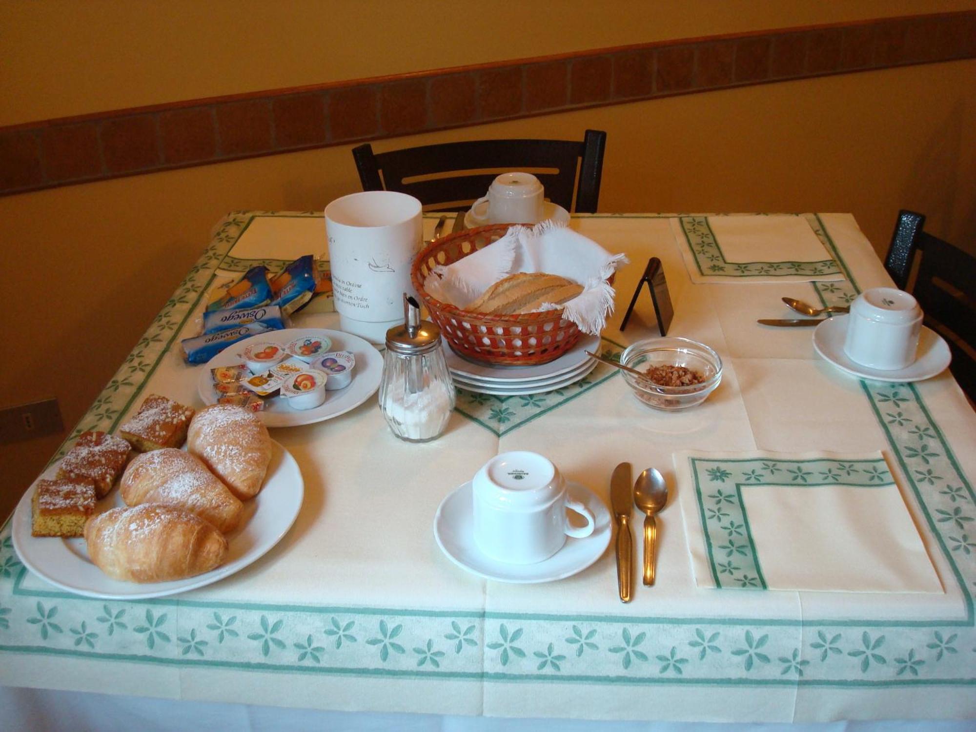 Hotel Villa Ersilia Rimini B&B Bagian luar foto