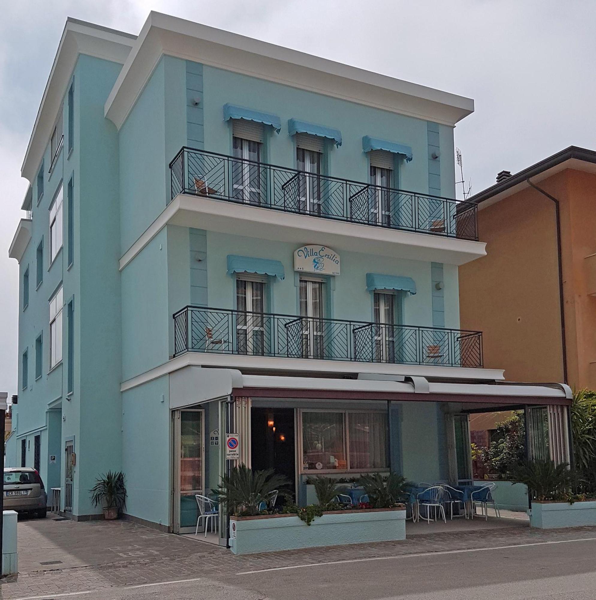 Hotel Villa Ersilia Rimini B&B Bagian luar foto